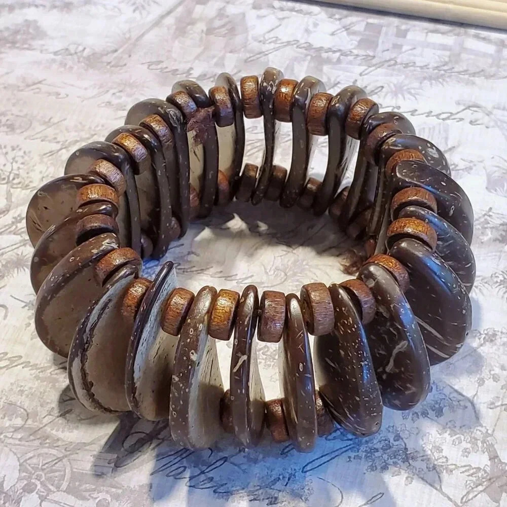 Edgy Geometric Natural Brown Mottled Coconut Shell Wood Stretch Bangle Bracelet